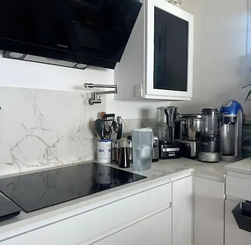 Grand Et Confort Centre-ville, Parking