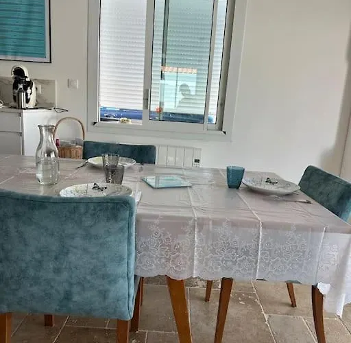 Grand Et Confort Centre-ville, Parking Ferienhaus