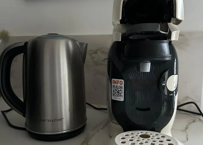 Grand Et Confort Centre-ville, Parking Casa de Férias *